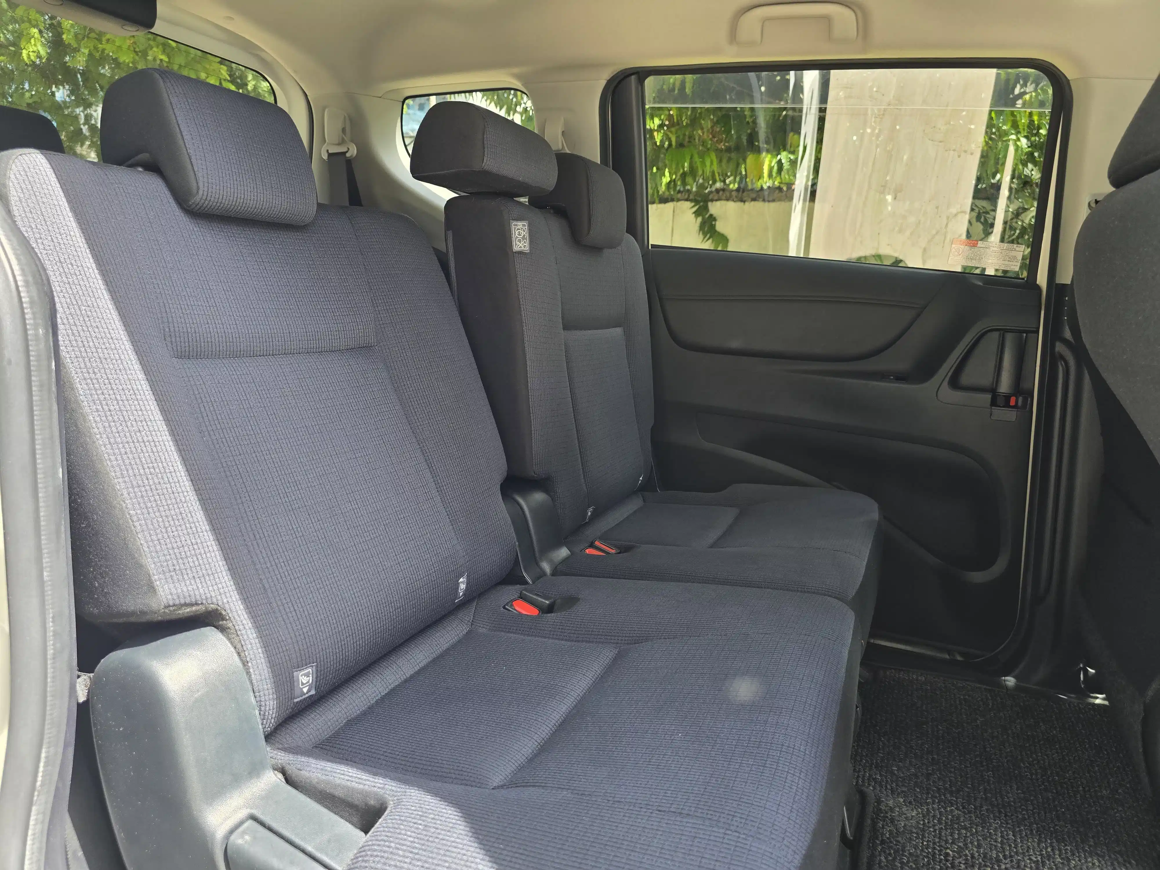 Toyota Sienta interior rear